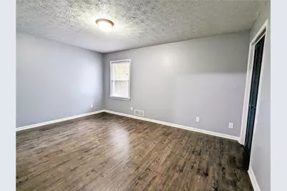 4990 Mountain Springs Way, Stone Mountain, GA 30083 - Photo 10