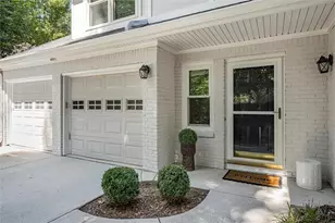 1016 Pine Grove Dr, Alpharetta, GA 30009 - Photo 2