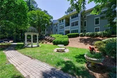 303 Summit North Drive NE, Atlanta, GA 30324 - Photo 32