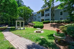 303 Summit N Dr NE, Atlanta, GA 30324 - Photo 32