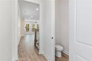 684 Summit Hill Way, Cumming, GA 30040 - Photo 4