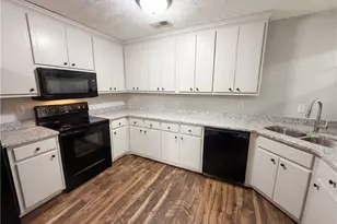 42 Edgefield Dr, Commerce, GA 30529 - Photo 14