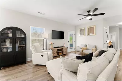 188 Fairview Meadows Drive, Demorest, GA 30535 - Photo 8