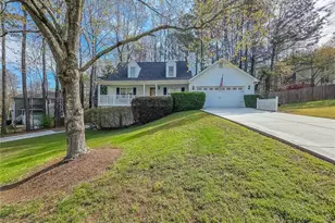 255 Martin Ridge Dr S W, Marietta, GA 30064 - Photo 2