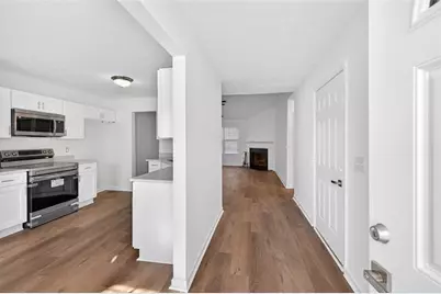 1411 Elliotts Lane, Auburn, GA 30011 - Photo 4