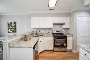 7586 Briar Crest Ct, Riverdale, GA 30296 - Photo 8