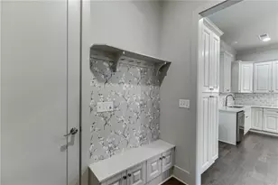 5926 Mitchell St, Flowery Branch, GA 30542 - Photo 18