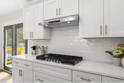 110 Woodglen Drive, Woodstock, GA 30188 - Photo 12