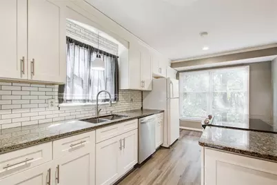 859 Candy Lane SW, Marietta, GA 30068 - Photo 8