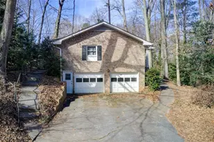 859 Candy Ln SW, Marietta, GA 30068 - Photo 20