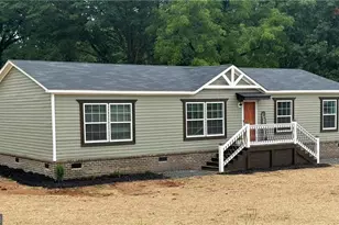 67 Hulsey Mill Rd, Cleveland, GA 30528 - Photo 1