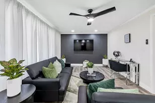 2271 Plantation Dr, Atlanta, GA 30344 - Photo 2