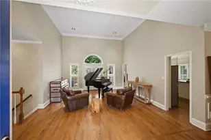 2724 Still Farms Pl, Lawrenceville, GA 30043 - Photo 6