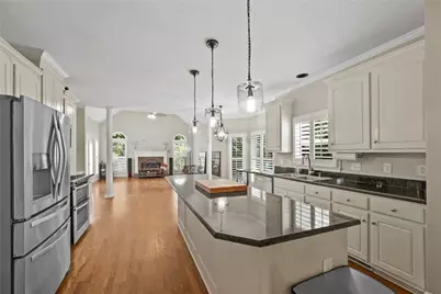 2724 Still Farms Place, Lawrenceville, GA 30043 - Photo 10