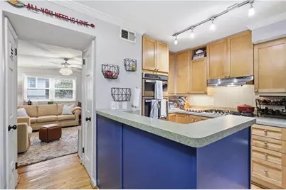 381 10th Street NE #4, Atlanta, GA 30309 - Photo 6