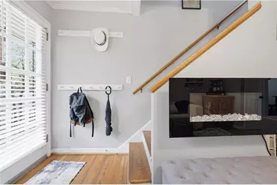 381 10th Street NE #4, Atlanta, GA 30309 - Photo 2