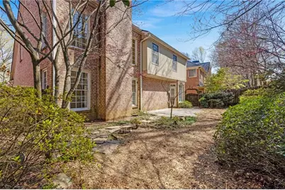 2044 Gramercy Circle, Atlanta, GA 30341 - Photo 36