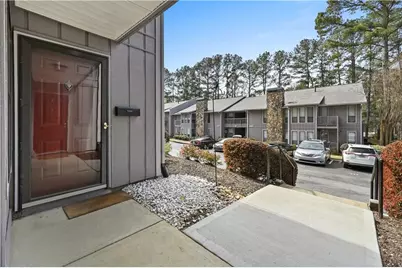 4018 Woodridge Way, Tucker, GA 30084 - Photo 2