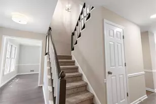 1420 Fieldgreen Overlook, Stone Mountain, GA 30088 - Photo 4