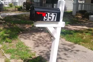 957 Harwell St NW, Atlanta, GA 30314 - Photo 2