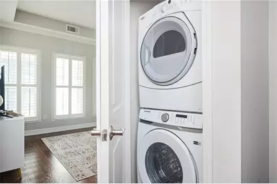 710 Cosmopolitan Drive NE, Atlanta, GA 30324 - Photo 26