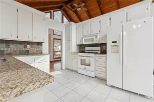 4910 Tremont Dr NE, Marietta, GA 30066 - Photo 18