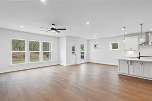 4810 Rosarian Dr, Cumming, GA 30040 - Photo 10