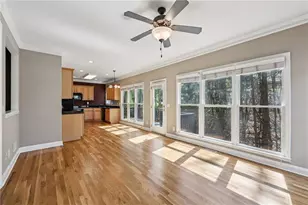 6367 Spring Lake Dr, Flowery Branch, GA 30542 - Photo 8