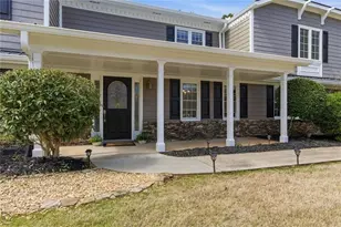 415 Saddle Creek Cir, Roswell, GA 30076 - Photo 4