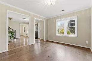 415 Saddle Creek Cir, Roswell, GA 30076 - Photo 8