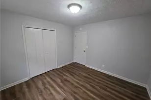 724 Country Club Dr, Monroe, GA 30655 - Photo 10