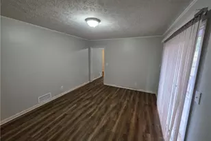 724 Country Club Dr, Monroe, GA 30655 - Photo 12
