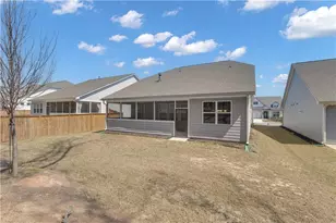 200 Amherst Wy, Fayetteville, GA 30215 - Photo 2