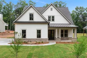 172 Cherokee Dr S, Waleska, GA 30183 - Photo 1