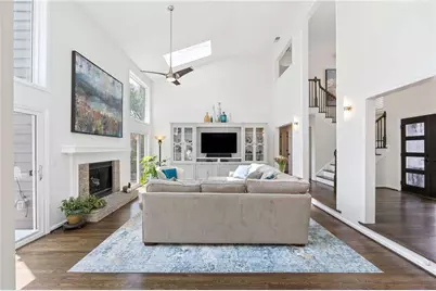 10045 Bankside Drive, Roswell, GA 30076 - Photo 12