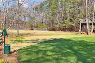 10045 Bankside Dr, Roswell, GA 30076 - Photo 68