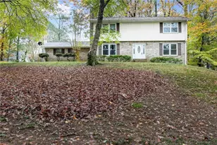 620 Oakstone Way, Roswell, GA 30075 - Photo 1