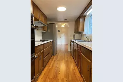 620 Oakstone Way, Roswell, GA 30075 - Photo 8