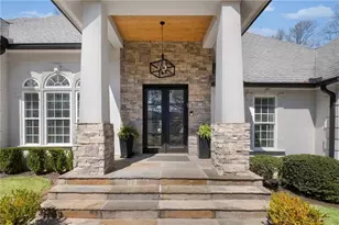 825 Overhill Ct, Atlanta, GA 30328 - Photo 4