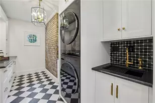 8025 River Cir, Sandy Springs, GA 30350 - Photo 10