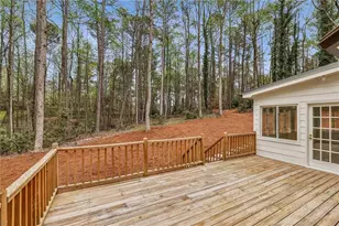 8025 River Cir, Sandy Springs, GA 30350 - Photo 22