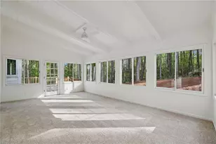 8025 River Cir, Sandy Springs, GA 30350 - Photo 6