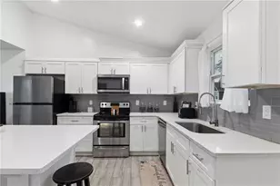 1298 Gideons Dr SW, Atlanta, GA 30314 - Photo 10