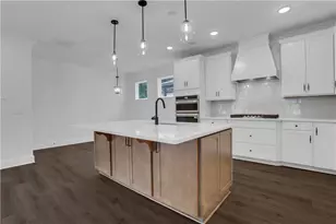 139 Marble Tree Wy, Ball Ground, GA 30107 - Photo 10