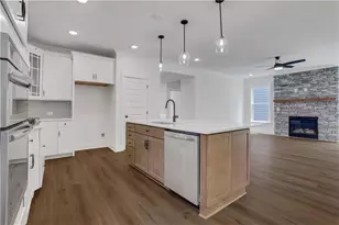 139 Marble Tree Wy, Ball Ground, GA 30107 - Photo 18