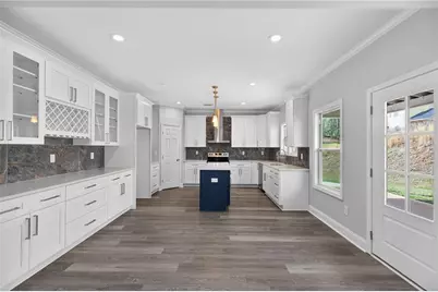 1226 Bloomsbury Lane, Gainesville, GA 30501 - Photo 2