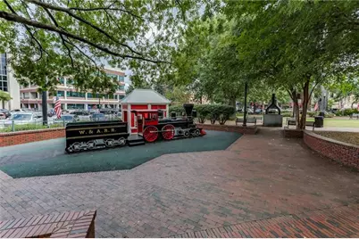 366 East Dixie Avenue SE, Marietta, GA 30060 - Photo 36