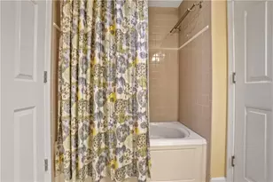 1097 Sheridan Park NE, Atlanta, GA 30324 - Photo 36