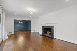 439 Broadland Rd, Atlanta, GA 30342 - Photo 8