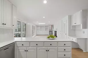 439 Broadland Rd, Atlanta, GA 30342 - Photo 20